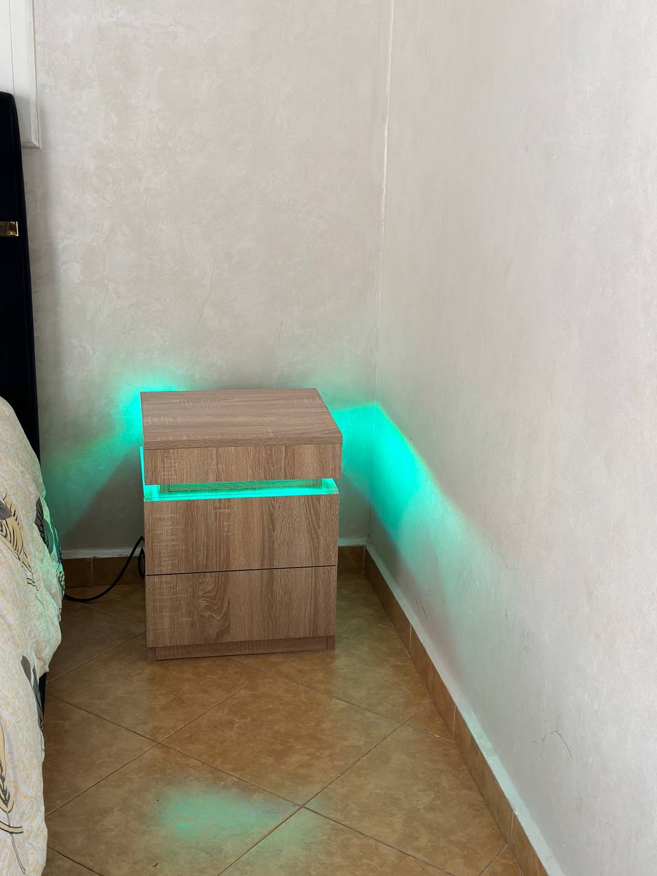Veloria Intelligent Nightstand – Luxury Bedside Vault with Contactless Smart Lock (Copy)